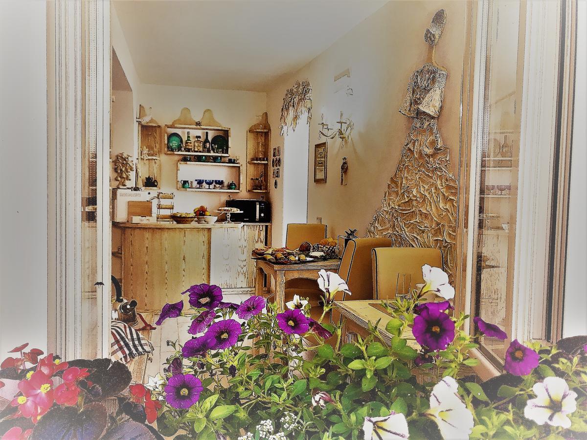 Domo All'Antico Borgo Oristano Exterior photo