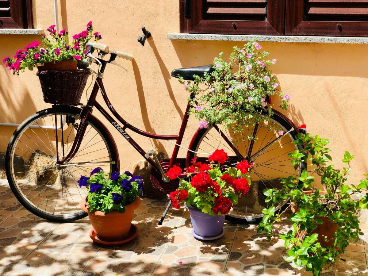 Domo All'Antico Borgo Oristano Exterior photo