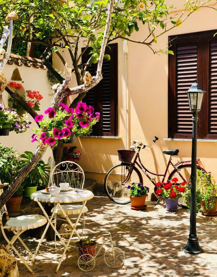 Domo All'Antico Borgo Oristano Exterior photo